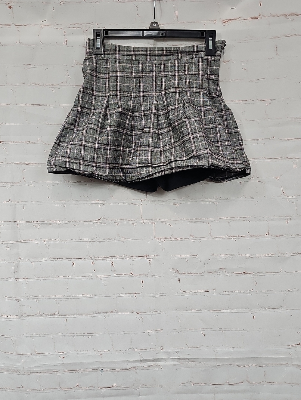 french kyss Grey and Black Plaid Skort